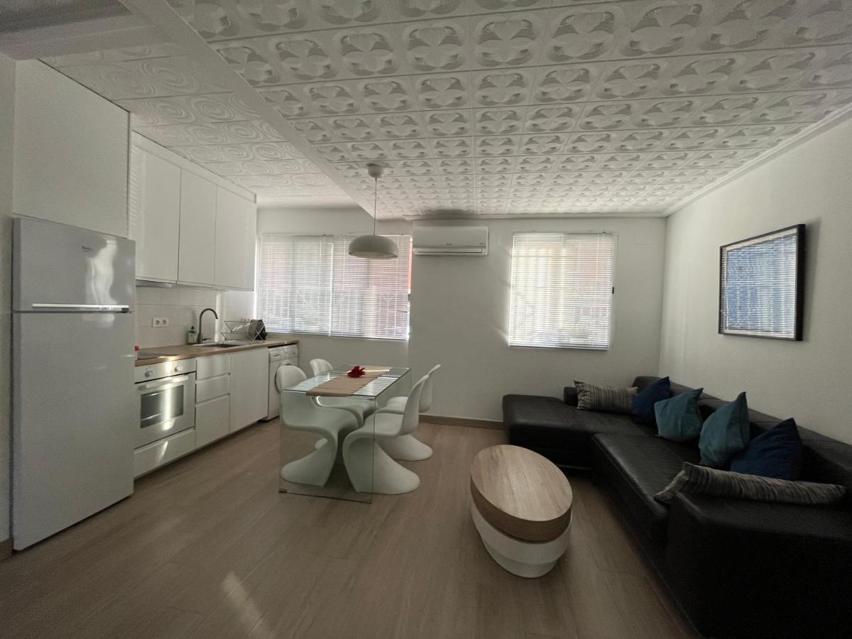 Modernized 3-Bedroom Flat 500M To The Beach Valencia Exterior foto